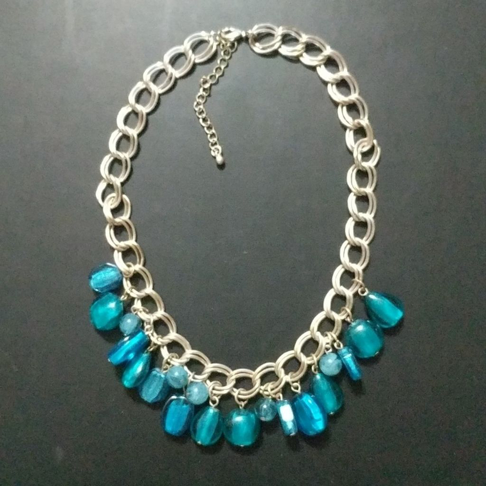 Silver Tone Chain Teal Blue Glass Beaded Statement Necklace